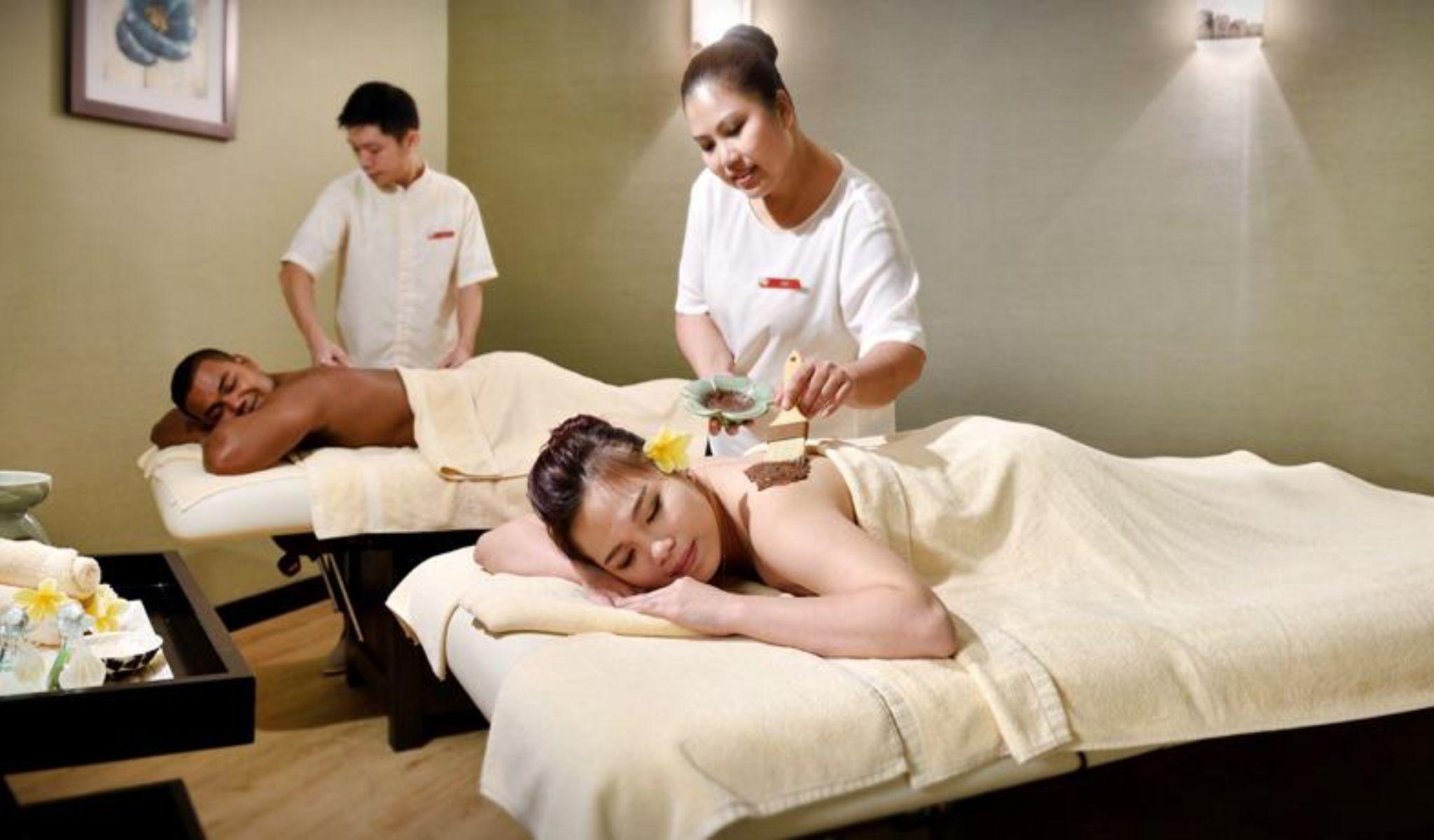 Lexis Suites Penang Bayan Lepas Exterior foto Thai massage